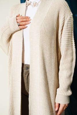 Selanik Örgülü Uzun Triko Hırka Bej - Hırka