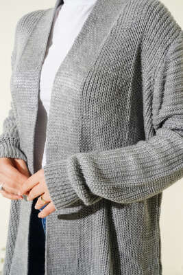 Selanik Örgülü Uzun Triko Hırka Gri - Hırka