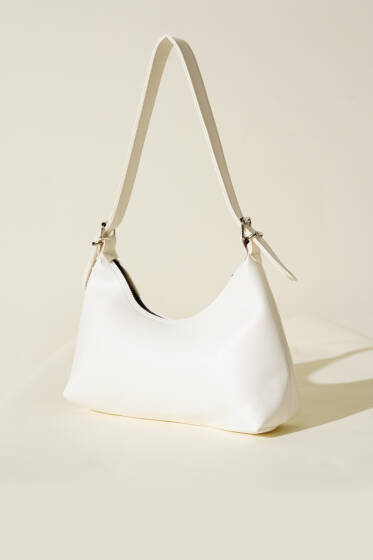 Kemer Askılı Baget Çanta Beyaz - Kol Çantası