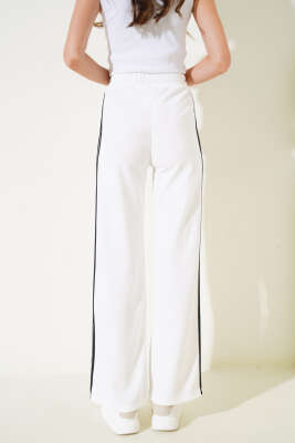 	 Şerit Çizgili Geniş Paça Pantolon Beyaz - Kadın Giyim Modelleri