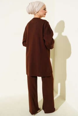 Şerit Detaylı Düğmeli Triko İkili Takım Kahve - İkili Takım