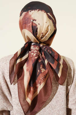 Şerit Geçişli Desen Detaylı Eşarp Kahve - Başörtüsü