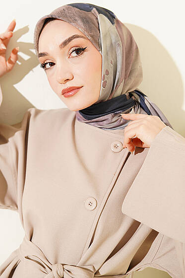 Şerit Geçişli Desen Detaylı Eşarp Kum Bej - Başörtüsü
