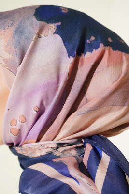 Şerit Geçişli Desen Detaylı Eşarp Lacivert - Başörtüsü