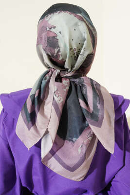 Şerit Geçişli Desen Detaylı Eşarp Latte - Başörtüsü