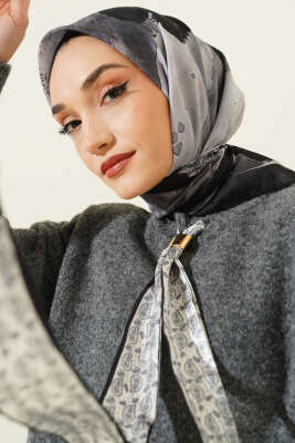 Şerit Geçişli Desen Detaylı Eşarp Siyah 