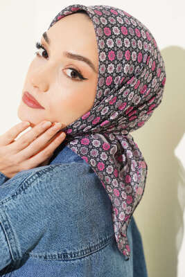 Şerit Geçişli Motifli Eşarp Gri - Başörtüsü