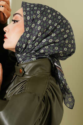 Şerit Geçişli Motifli Eşarp Zümrüt 