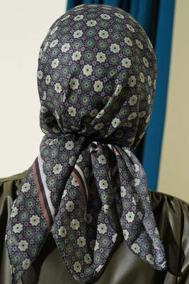 Şerit Geçişli Motifli Eşarp Zümrüt - Başörtüsü