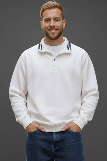 Şerit Yakalı Çıtçıtlı Erkek Sweatshirt Beyaz - Yılın Fırsatı