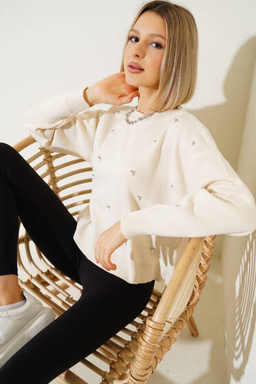 Serpme İncili Kısa Triko Kazak Bej - Yeni Giyim