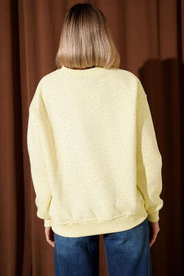 Serpme Taşlı Üç İplik Sweatshirt Sarı - Kadın Giyim Modelleri
