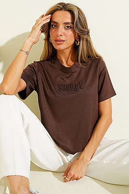 Shouke Kabartmalı T-shirt Kahve - DESTİNA