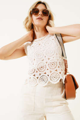 Sıfır Kol Dantelli Bluz Bej - Kadın Giyim Modelleri