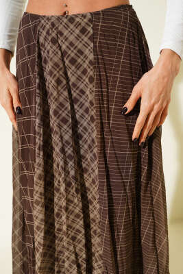 Şifon Ekose Desenli Etek Kahve - Kadın Giyim Modelleri