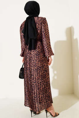 Sık Pileli Leopar Desen Saten Elbise Taba - Tesettür Elbise