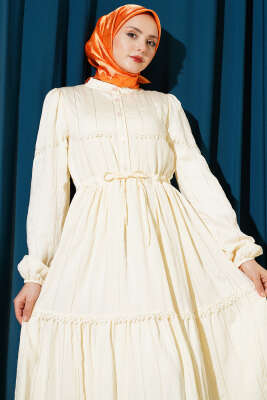 Sim Çizgili Güpür Detaylı Elbise Bej - Elbise