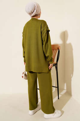 Sıra Taş Detaylı Loyşa İkili Takım Yağ Yeşili - İkili Takım