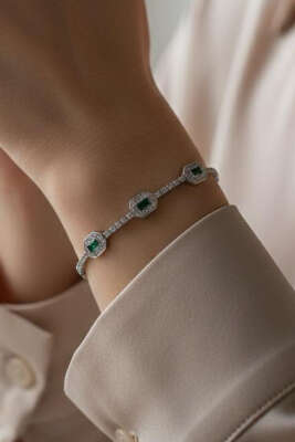 Sıra Taşlı Bileklik Gümüş 