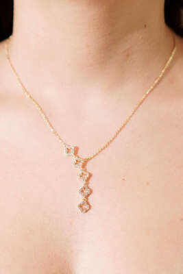 Sıralı Yonca Motifli Y Kolye Gold - KONYALI BİJUTERİ