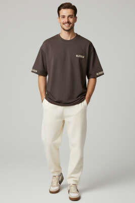 Sırt Yazılı Oversize Erkek T-shirt Acı Kahve - Erkek T-shirt