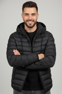 Şişme Kapüşonlu Armalı Erkek Mont Siyah - DANGER