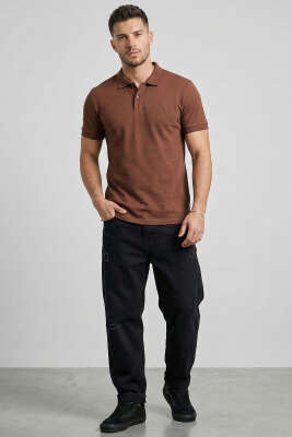 Slim Fit Yaka Düğmeli Erkek T-shirt Kahve - Erkek T-shirt