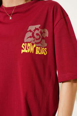 Slow Bliss Baskılı T-shirt Bordo - Kadın Giyim Modelleri