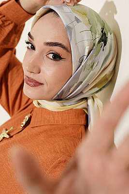 Soft Çiçek Desenli Eşarp Sarı - MODA KAPRİS