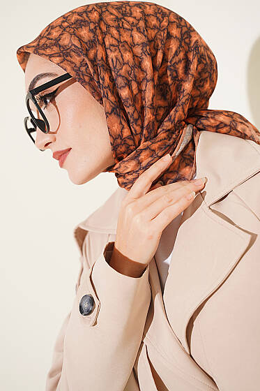 Sonbahar Esintili Eşarp Camel - Başörtüsü