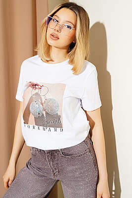 Special Mini Taş Baskılı T-shirt Beyaz - Kadın Giyim Modelleri