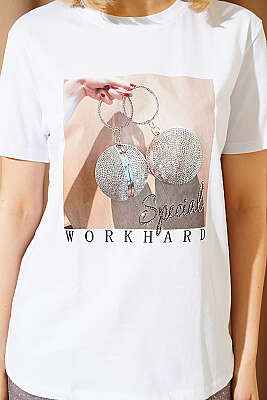 Special Mini Taş Baskılı T-shirt Beyaz - Kadın Giyim Modelleri