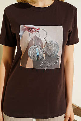 Special Mini Taş Baskılı T-shirt Kahve - Kadın Giyim Modelleri