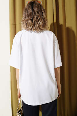 Stockholm Yazılı T-shirt Beyaz - Kadın Giyim Modelleri