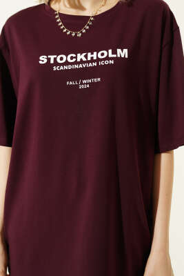 Stockholm Yazılı T-shirt Bordo - Kadın Giyim Modelleri