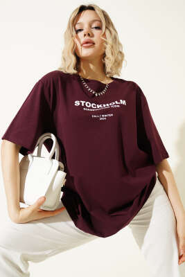 Stockholm Yazılı T-shirt Bordo - HELLIE