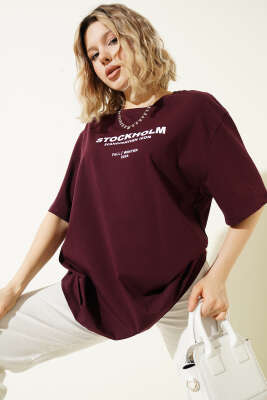 Stockholm Yazılı T-shirt Bordo - Kadın Giyim Modelleri