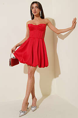 Straplez Yaka Mini Abiye Elbise Kırmızı - Kadın Giyim Modelleri