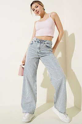 Su Yolu Taş Detaylı Kot Pantolon Açık Kar - Kadın Giyim Modelleri