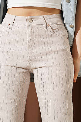 Su Yolu Taşlı Gabardin Kot Pantolon Bej - Kadın Giyim Modelleri