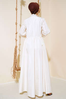 Tafta Gül Aksesuarlı Elbise Ekru - Tesettür Elbise