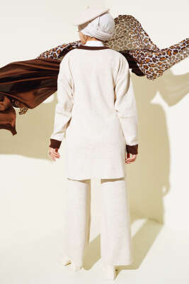 Tahta Düğme Detaylı Triko İkili Takım Bej - Triko İkili Takım