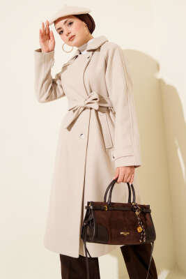 Tahta Düğmeli Kruvaze Yaka Kaşe Kaban Bej - Günün Seçilenleri