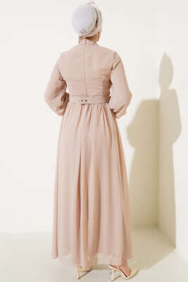 Taş Detaylı Kemerli Şifon Elbise Bej - Tesettür Elbise