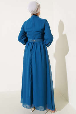 Taş Detaylı Kemerli Şifon Elbise Petrol - Tesettür Elbise