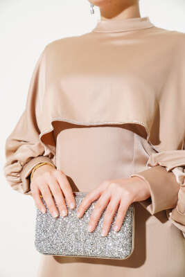 Taş Detaylı Pelerin Elbise Latte - Tesettür Elbise