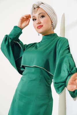 Taş Detaylı Pelerin Elbise Yeşil - Tesettür Elbise