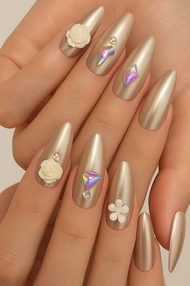 Taş Detaylı Takma Tırnak Bej - Tırnak Aksesuarları