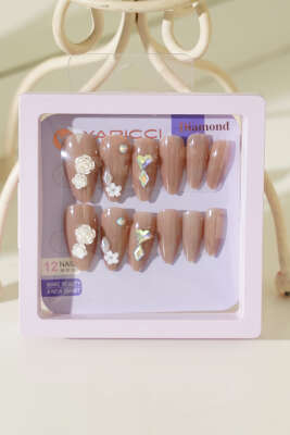 Taş Detaylı Takma Tırnak Sütlü Kahve 