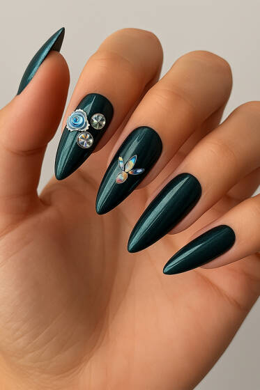 Taş Detaylı Takma Tırnak Zümrüt - Tırnak Aksesuarları